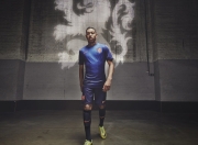 九游娱乐官方网站-生死战中的绿茵诗人，阿尔瓦雷斯一剑封喉，曼城绝境中奏响爱尔兰凯歌