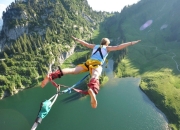 九游体育-鏖战津门，米切尔独挑大梁，辽宁队险胜天津显冠军底蕴