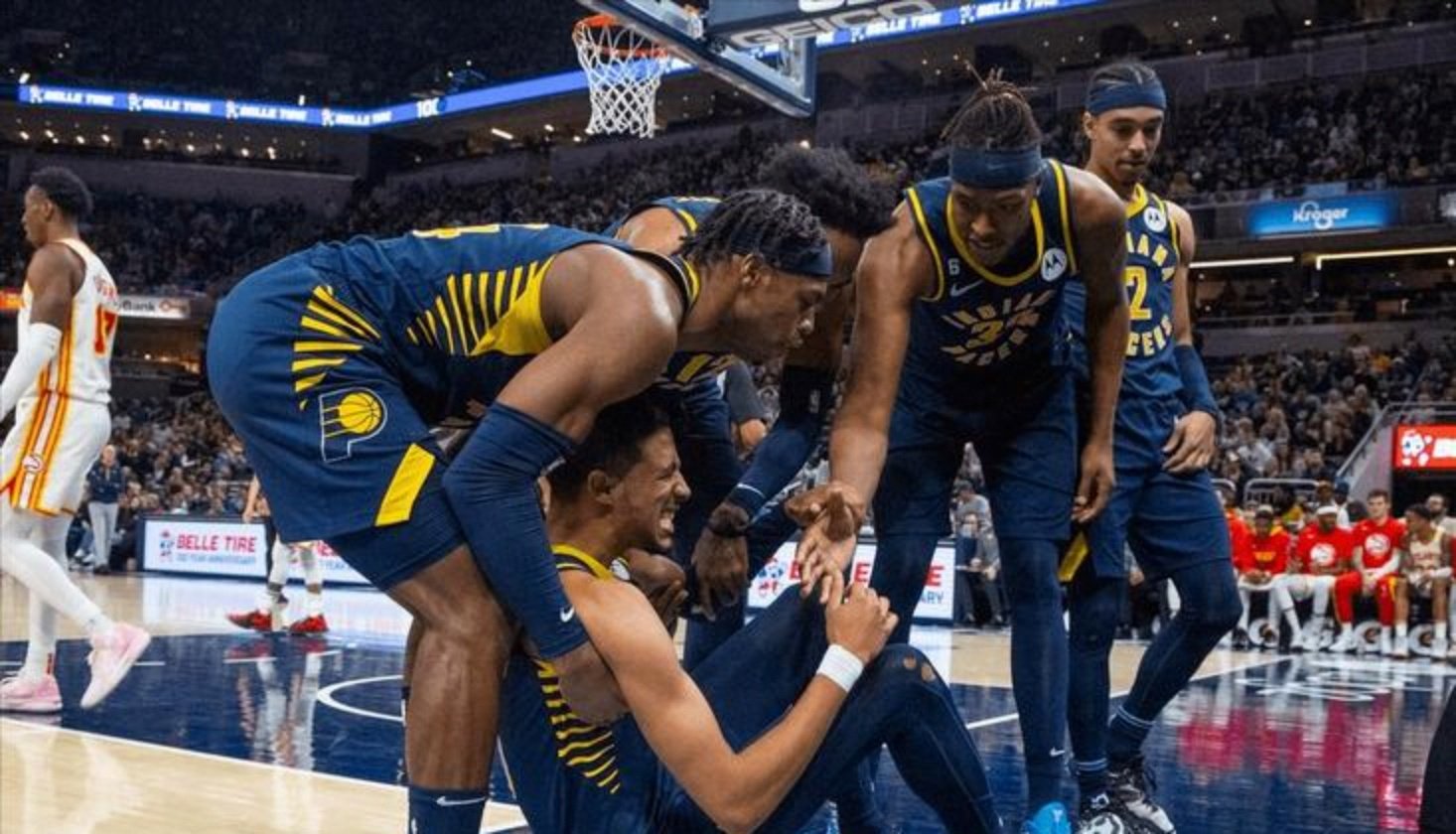 步行者队小将备战接下来对马刺的比赛 步行者队小将备战接下来对马刺的比赛