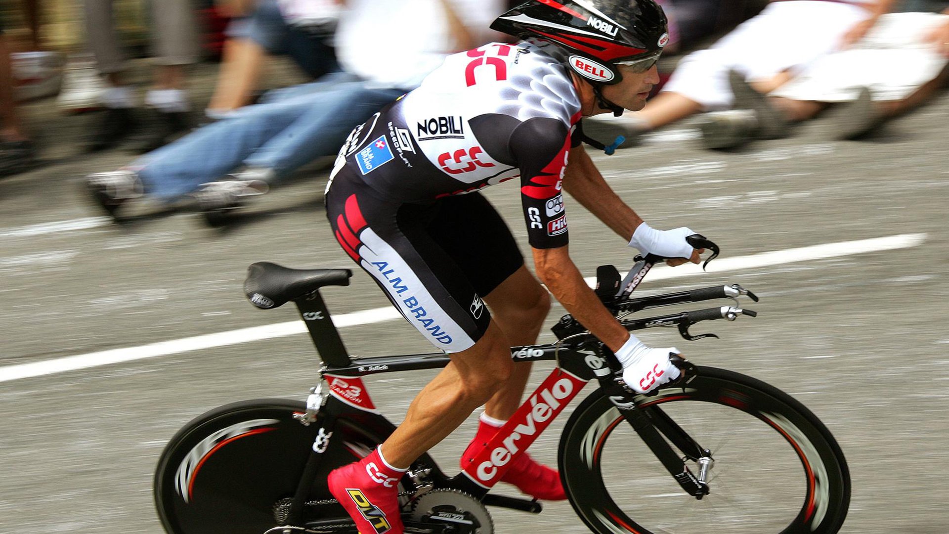 跨界主宰,猛龙稳胜与利拉德的德比之夜