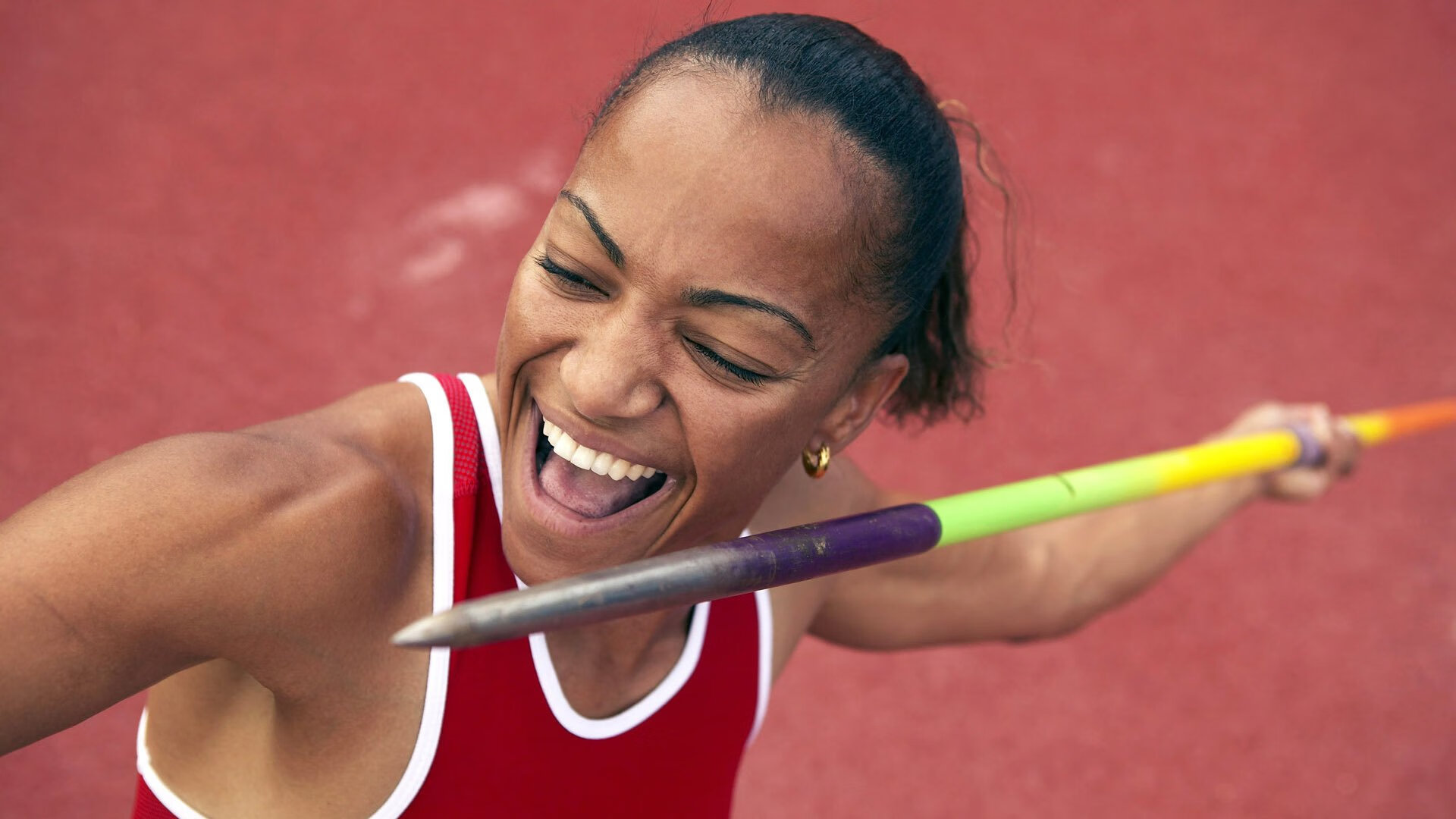 当非洲鼓点遇上巴斯克风暴,哈兰德稳定输出的跨维度启示