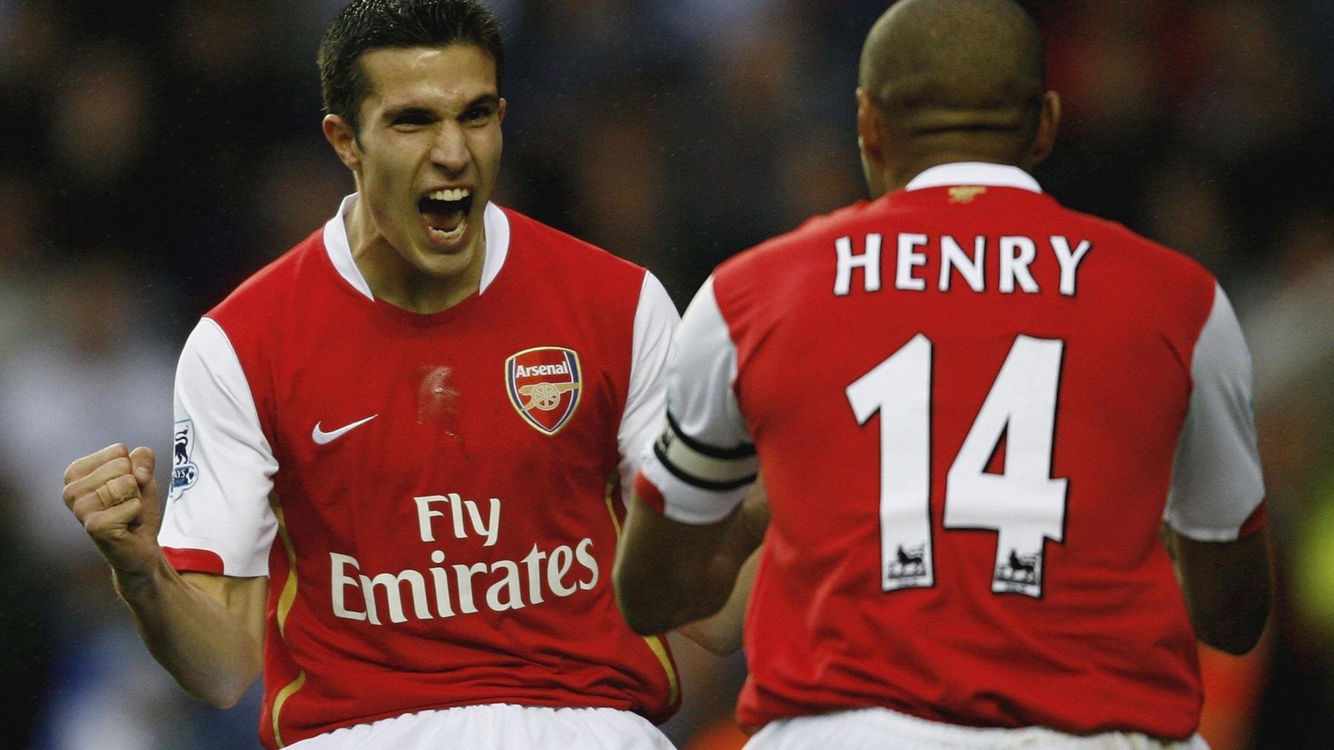 赛道烽烟，迈凯伦鏖战梅赛德斯，周冠宇点燃赛场