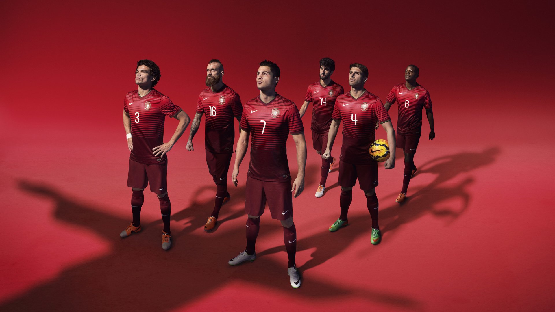 南美烈日下的英伦风暴，曼联轻取哥伦比亚，阿圭罗带队取胜